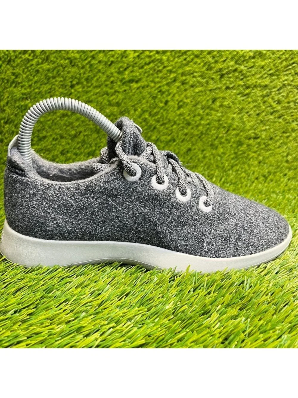 Allbirds Wool Runners Womens Size 7 Gray White Athletic Walking Shoes Sneakers